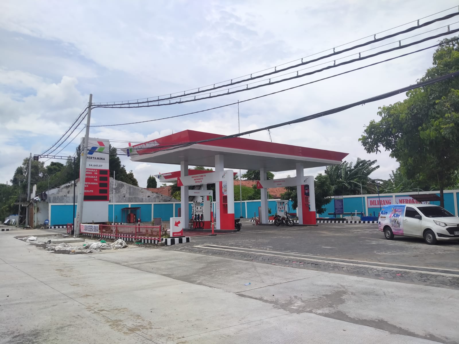 Dokumentasi proyek Renovasi SPBU 54.641.07 Semampir - Kediri